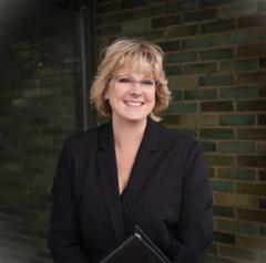 Sabra Dettore