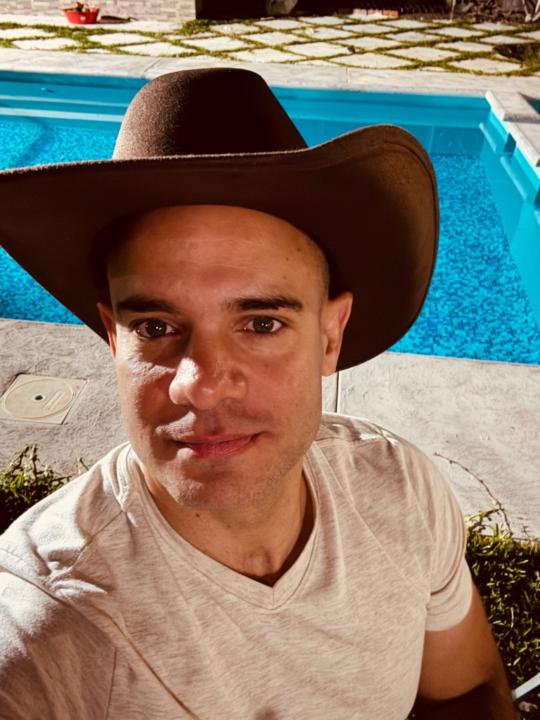 Luis Felipe Cuesta