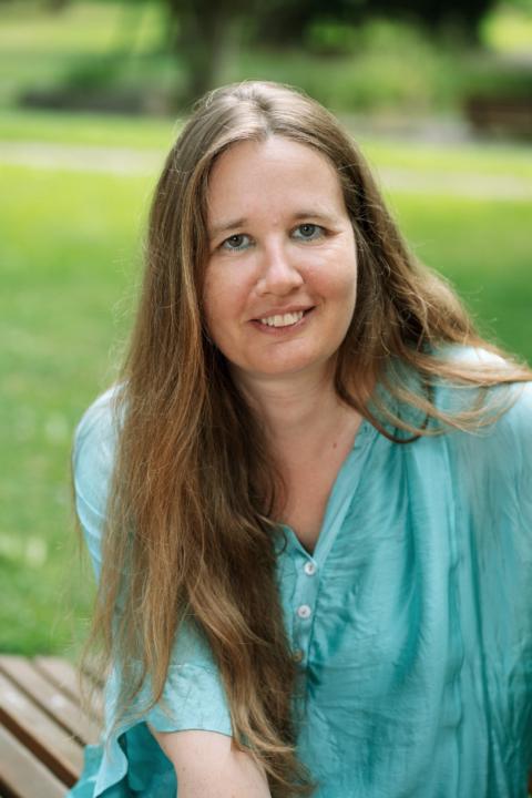 Angela Broda