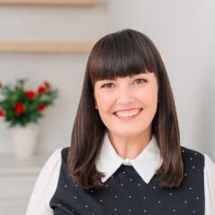Jessica Holmes