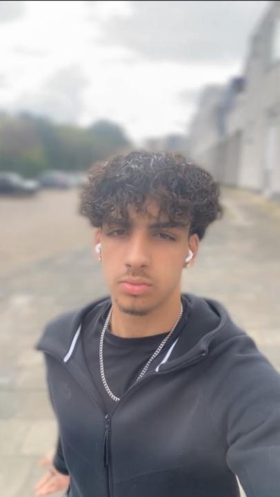 Julien Djenairo