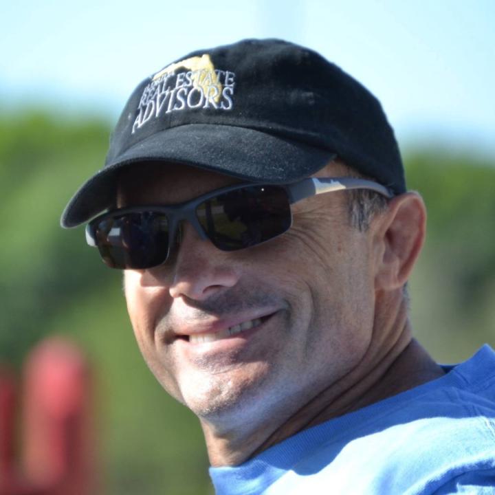 Rob Tucker