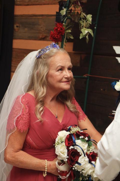 Lisa Lisa Hartley Wallace