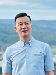 Hung Nguyen