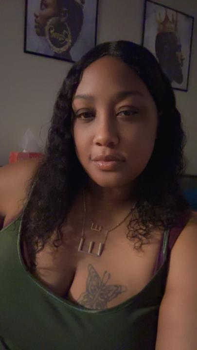 Elonda Davis
