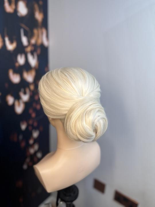 ✨ Replay Now Available: Sculpted Bun