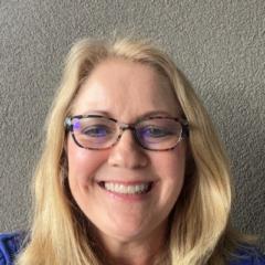 Lori Hinze