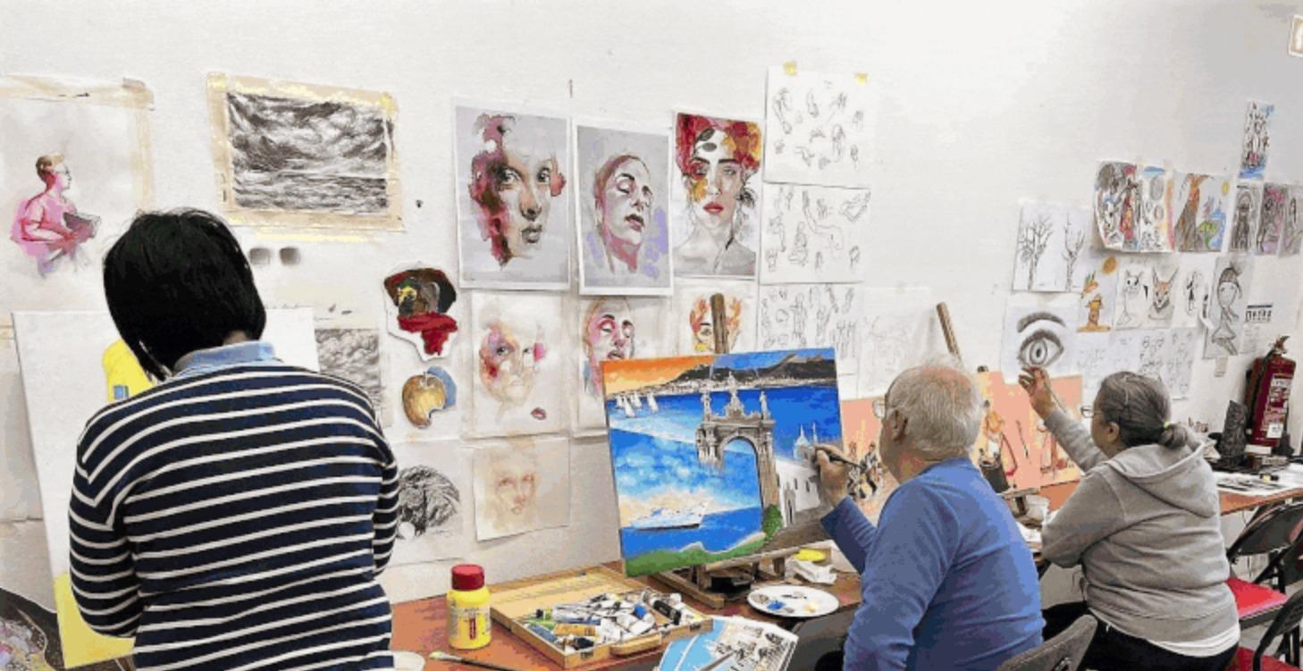 Atelier d'Artes ➜ Júnior • Sénior