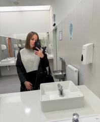 Alexandra Novák- Mosolygó