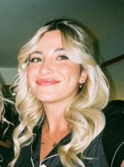 Alexandra Lambert