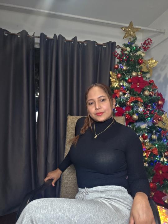 Elizabeth Sena lance