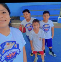 Jesika  Odilia Prom Parada