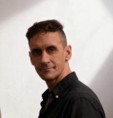 Nicolas Szuhodovszky