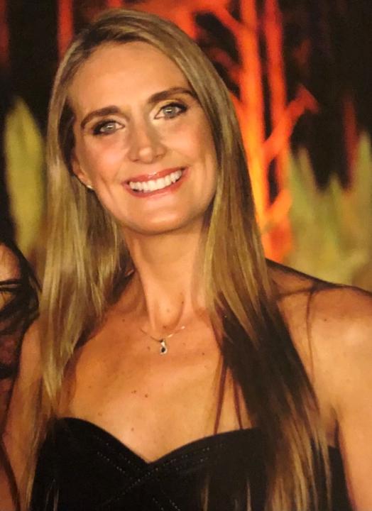 Sylvia Larravide