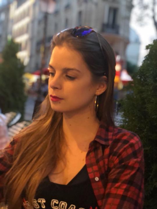 Elodie Hry