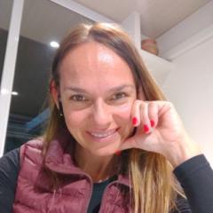 Yanina Echenique