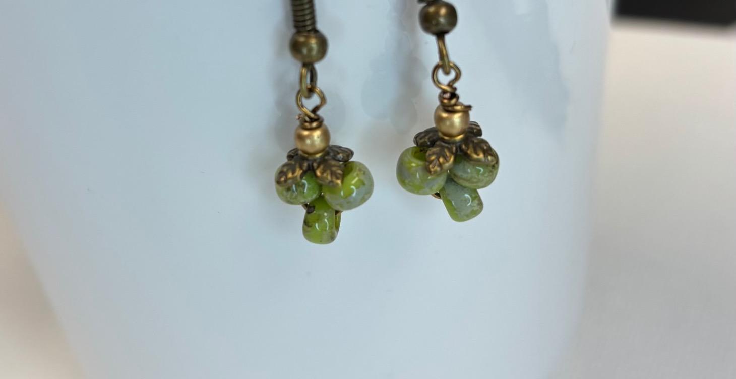 Tiny tutorial #8,  simple cluster earrings
