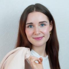 Laura Schmidt