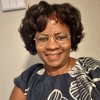 Dionne Crump