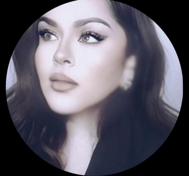 Alejandra Avalos Carranza