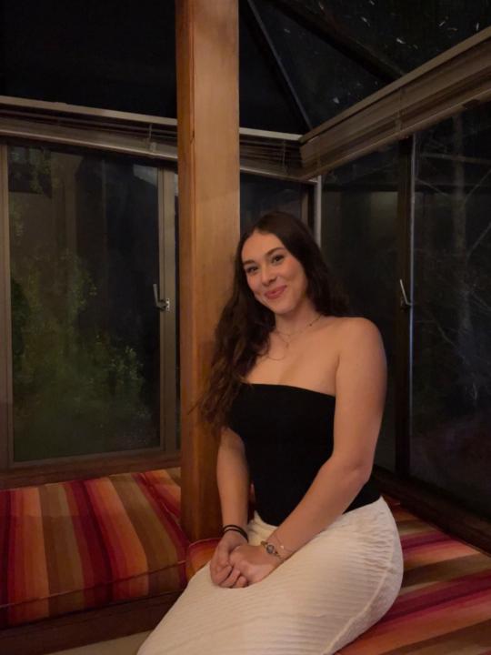 Bri Quinones