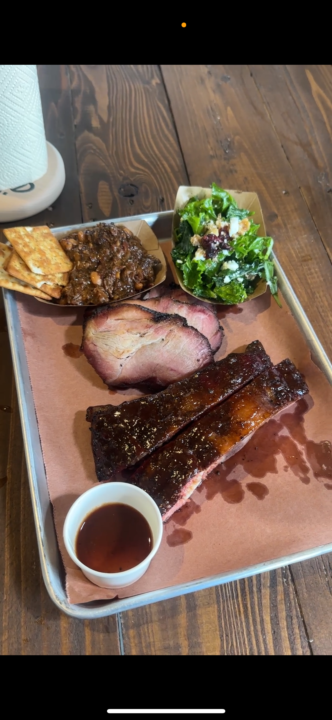 農場旁邊煙燻BBQ