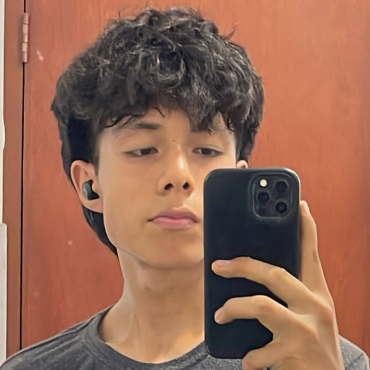 Derec Alvarado Cruz