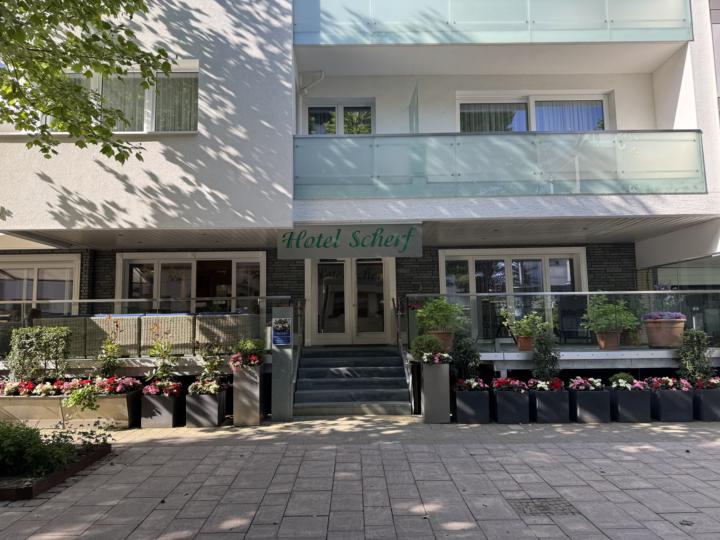 Bad Lippspringe, Hotel Scherf