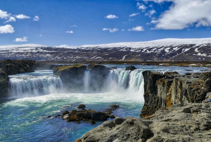 Island: Godafoss, Wasserfall der Götter