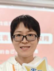 德筠 孔