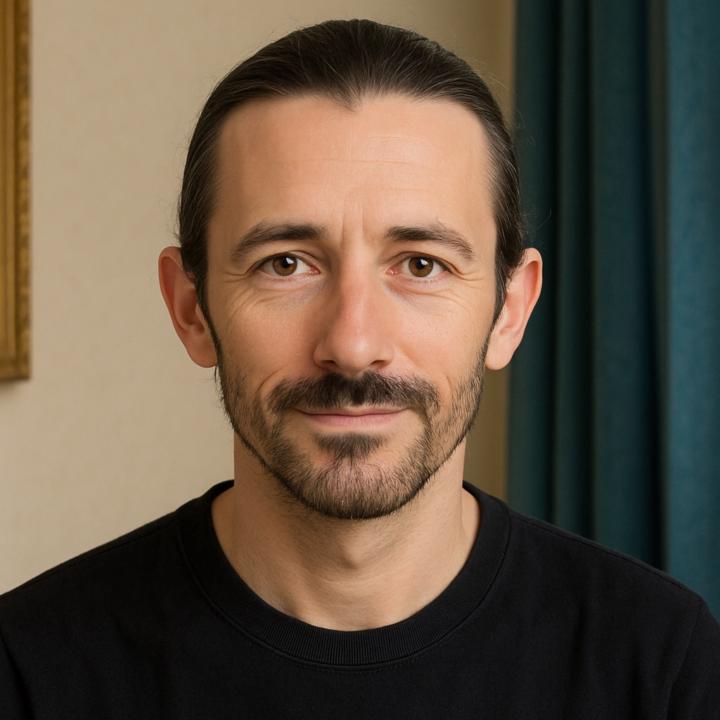 Victor Holland