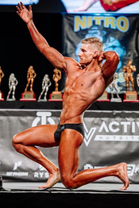 Levi McCarter