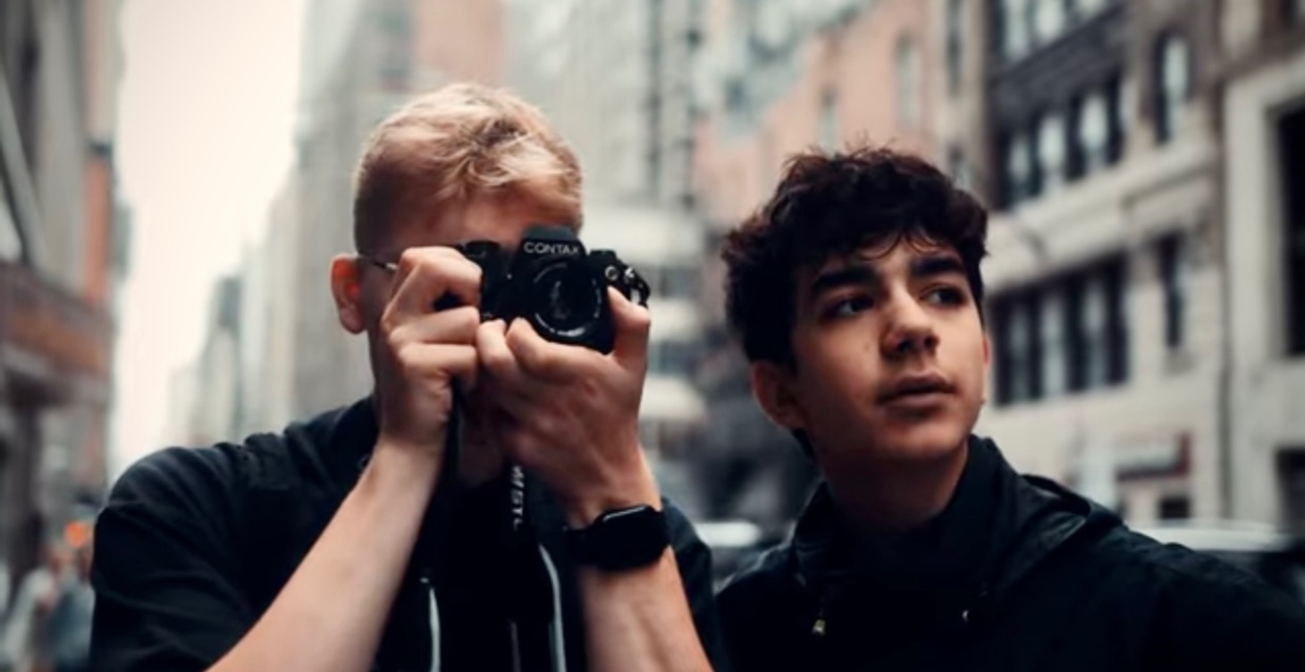 1 MONTH OF PREMIUM!!! 🤯