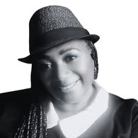 Lynn Roberts
