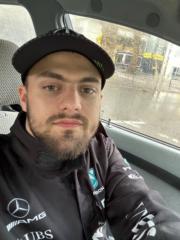 Raphael Naujokat