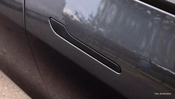    China verbietet Teslas Todestüren . . . Europa schaut zu