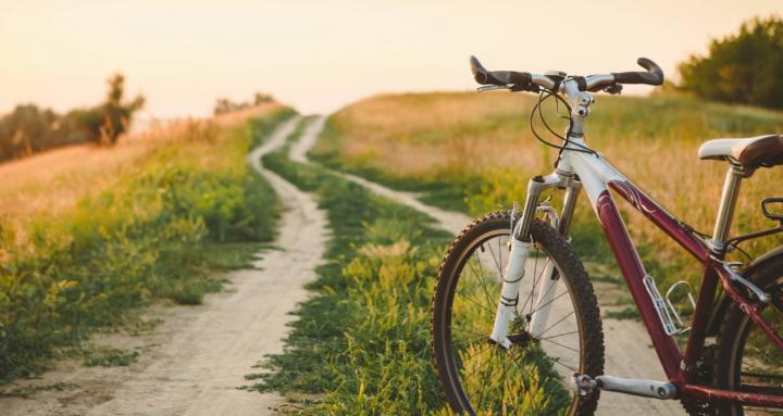 HOW TO RIDE A BICYCLE