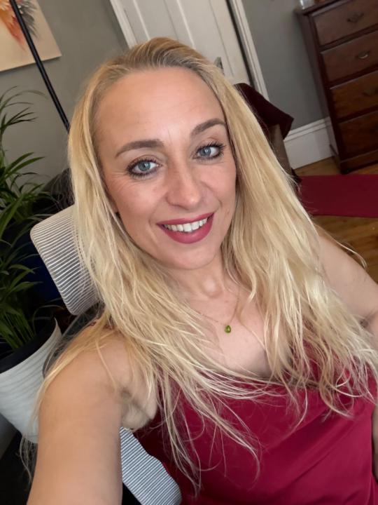 Laura Hillman
