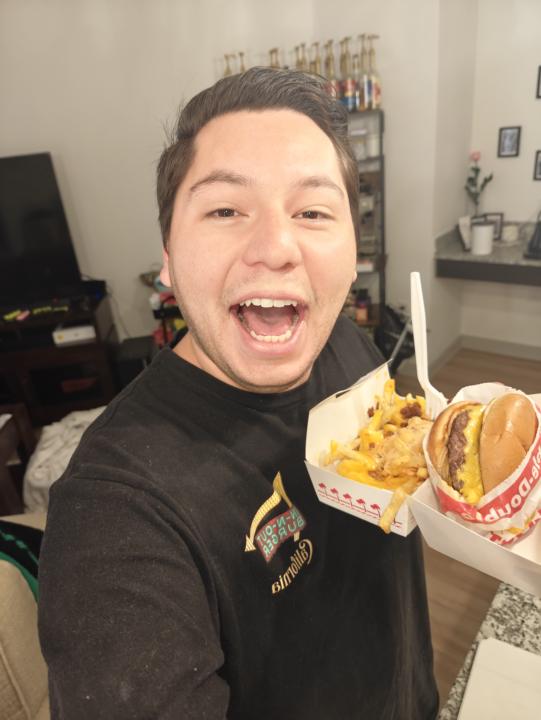 TASTY TUESDAYS!!🍔🤤