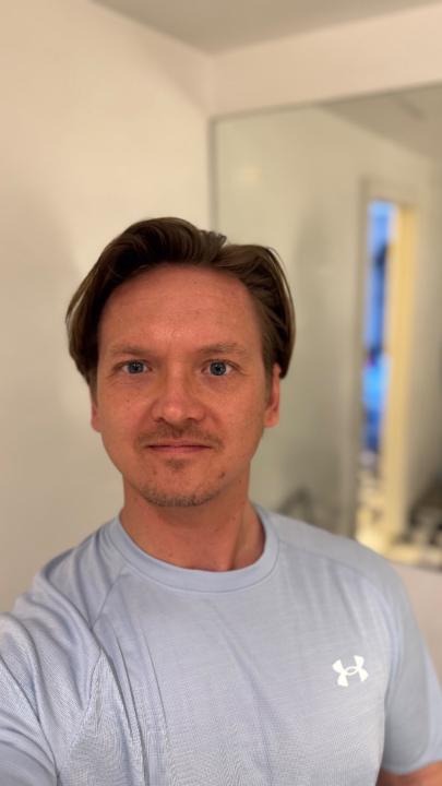 Marc Warren