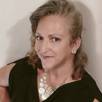 Helen Apostolidis