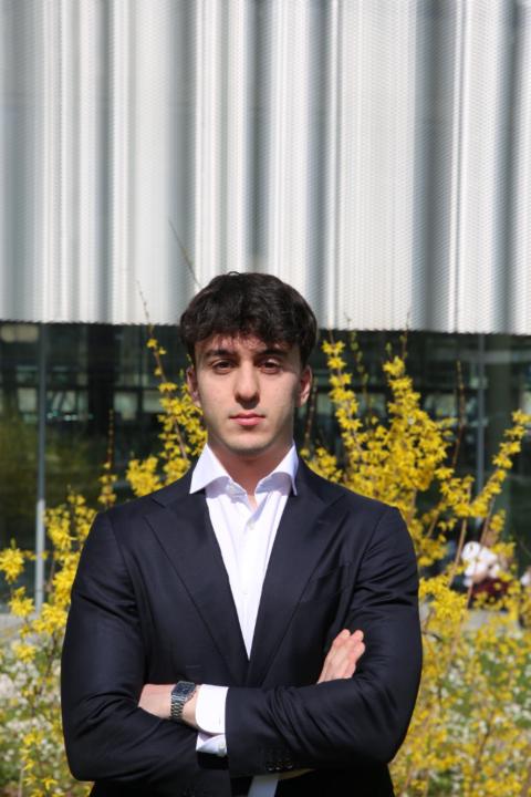 Sinan M