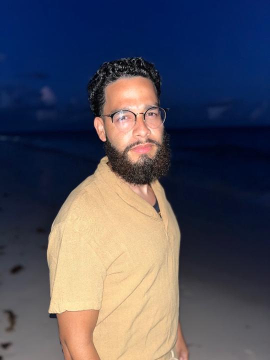 Max Gomez