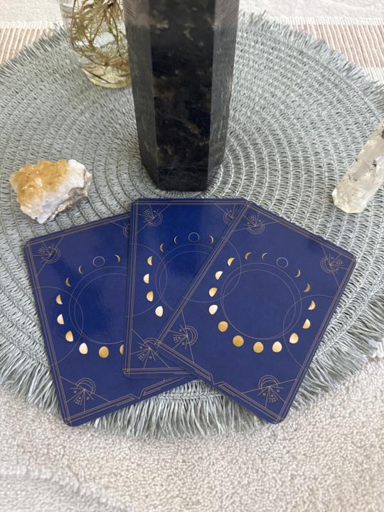 Pick Your Moon Card 🌕 