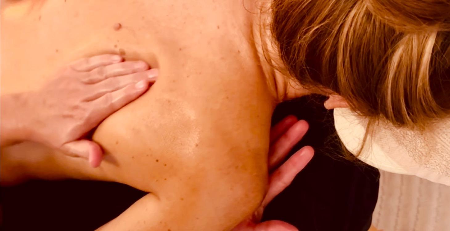 PROTOCOLE COMPLET DU MASSAGE RELAXANT by Flo