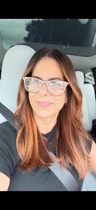 Iris Bolano