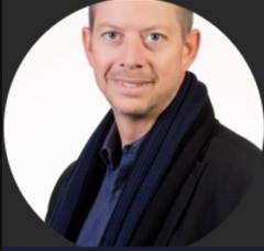 Christopher Lawrence