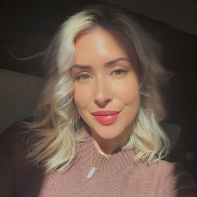 Alana Carr