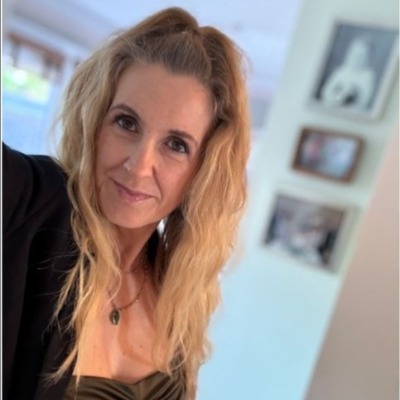 Sarahjane Cross