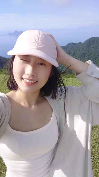 Julia Lee
